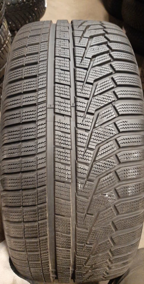 lamellrehv Hankook WINTER I*CEPT EVO 2 W320