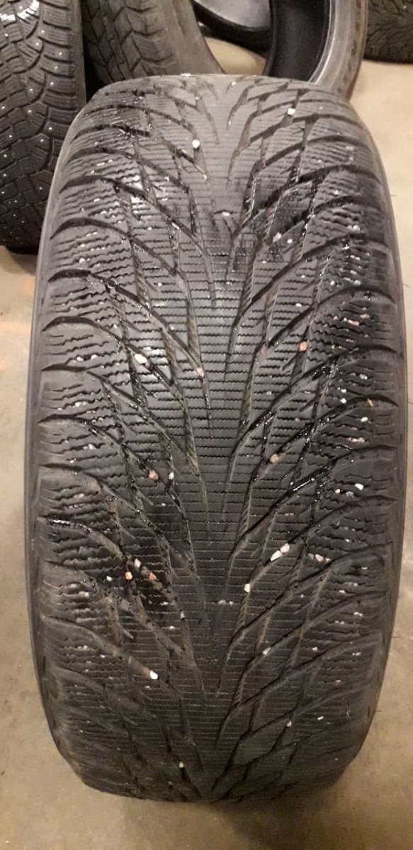 lamellrehv Nokian Hakkapeliitta R2