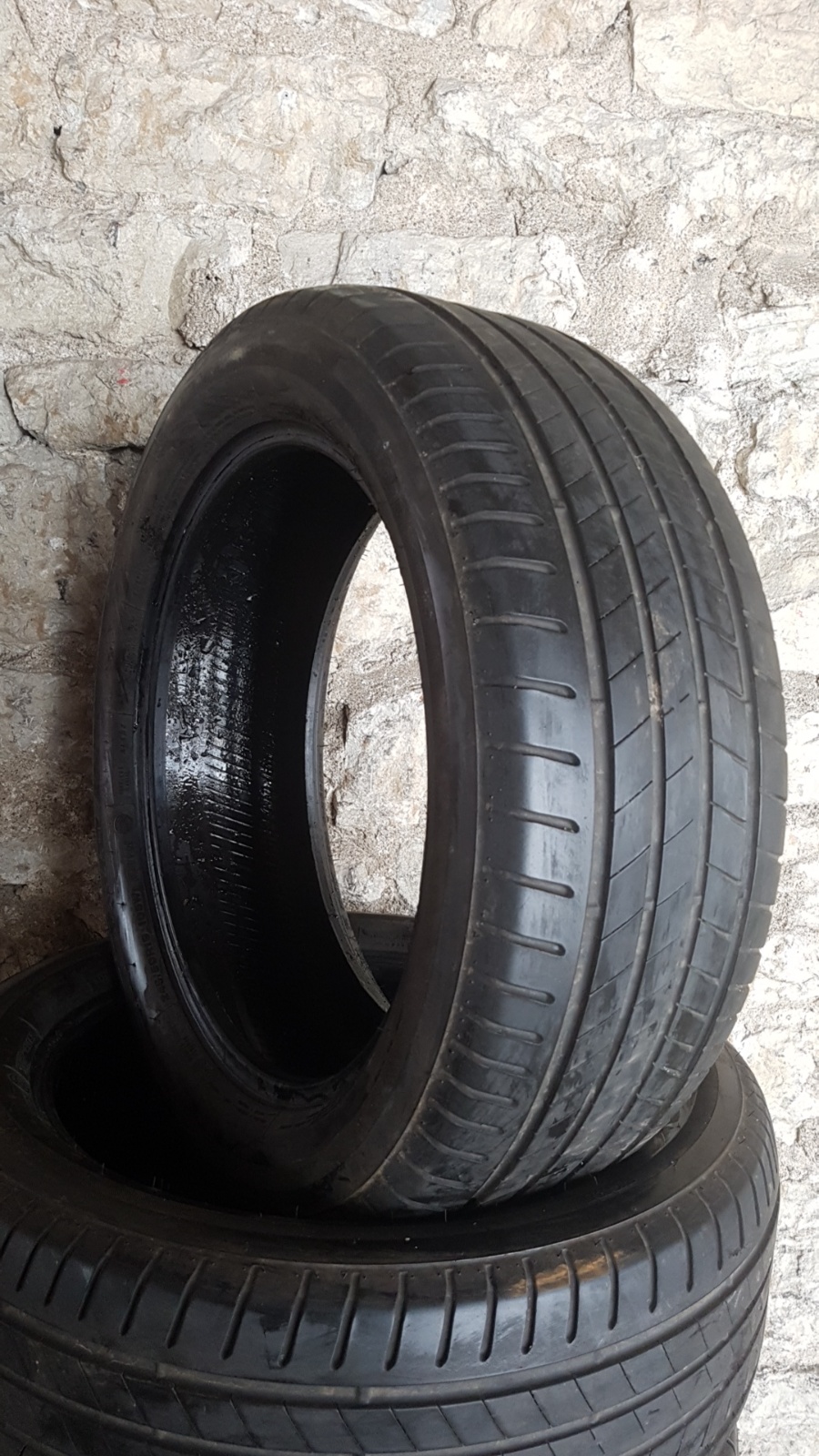 suverehv Bridgestone ALENZA 001