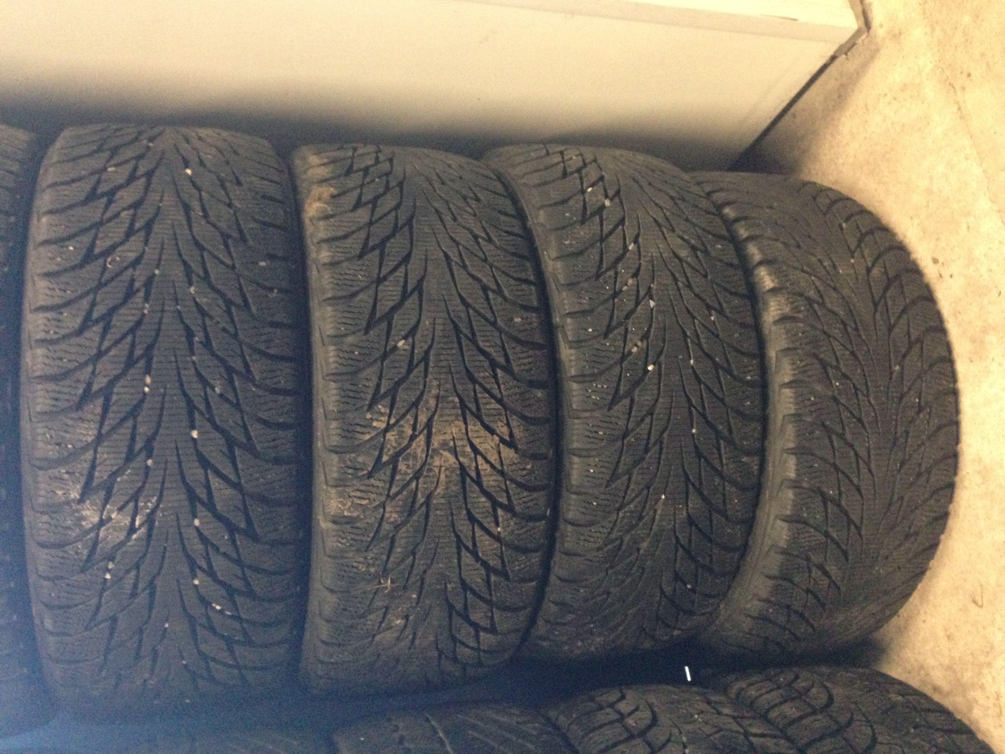 lamellrehv Nokian Hakkapeliitta R2