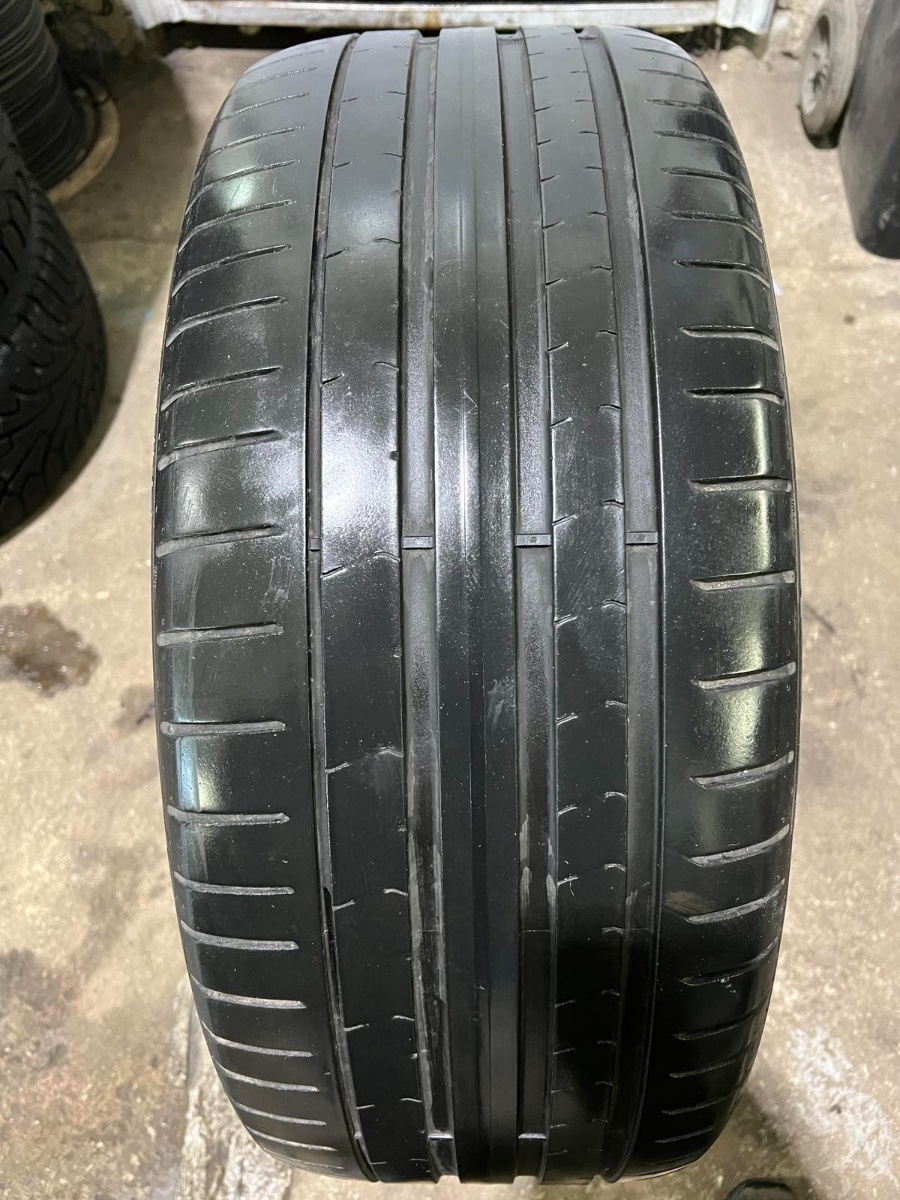 suverehv Pirelli P ZERO