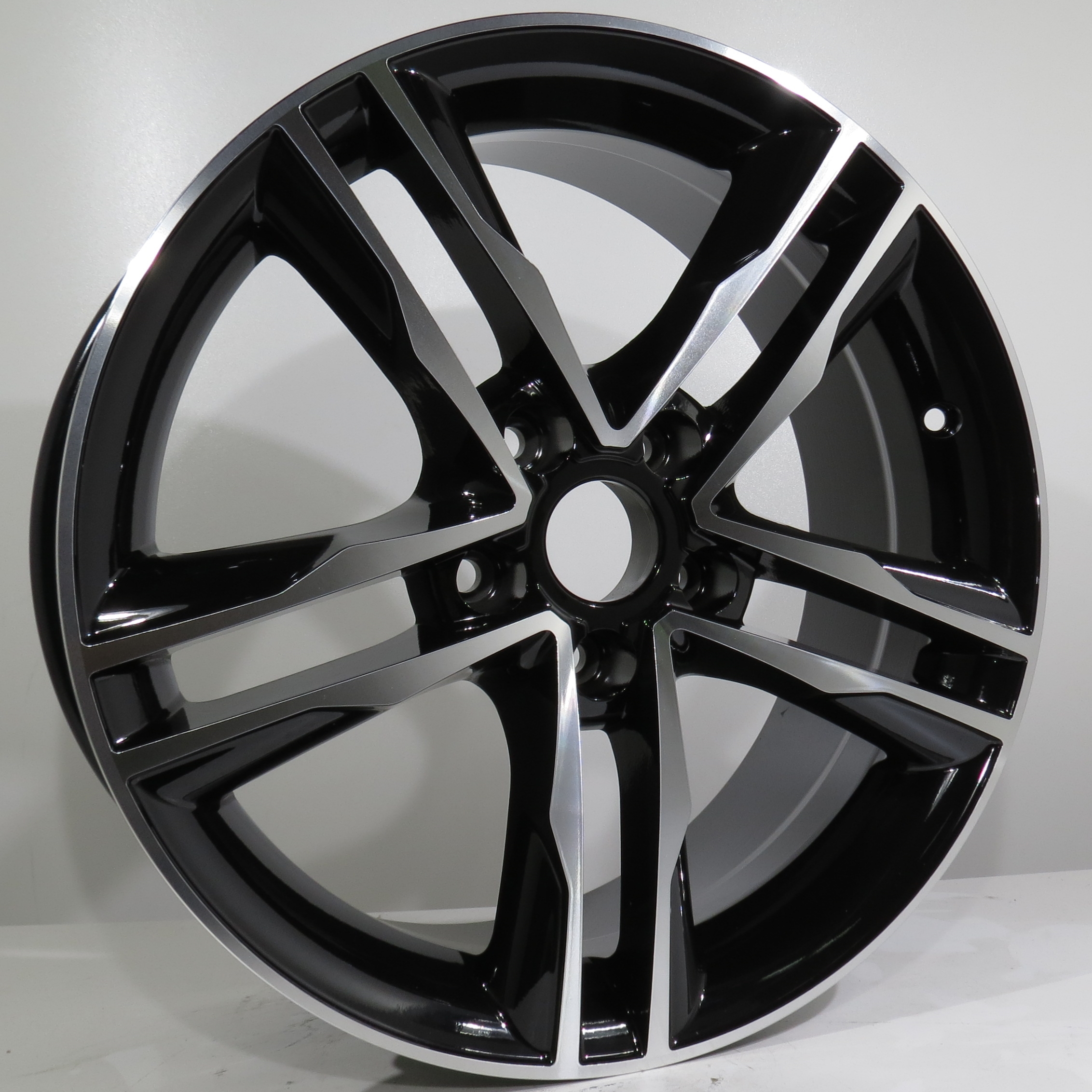 valuveljed Forzza Roxen
